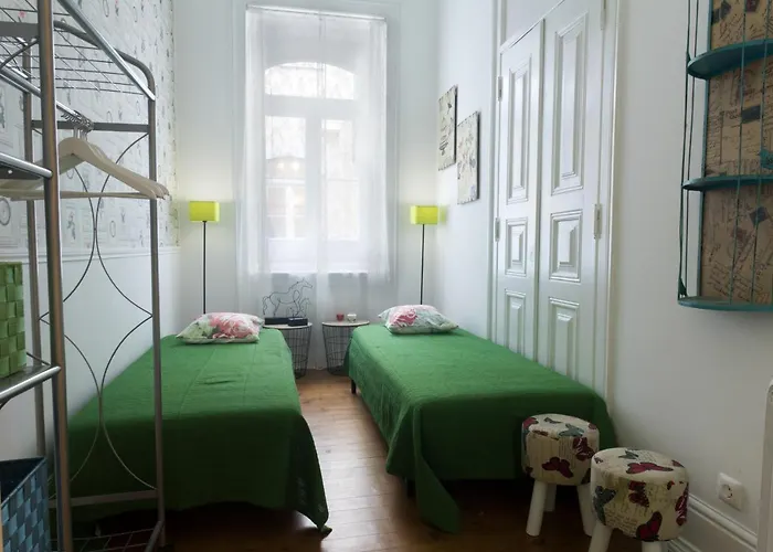 Localtraveling Downtown - Family Apartman