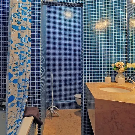 Localtraveling Downtown - Family Apartman Lisboa
