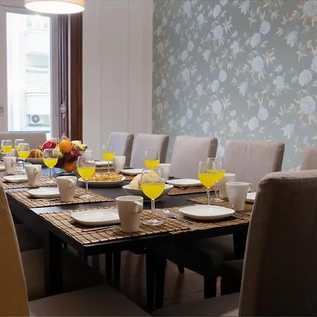 Localtraveling Downtown - Family Apartment Lissabon